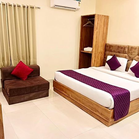 Hampton Hotel - 200 Mt From Golden Temple Amritsar Esterno foto